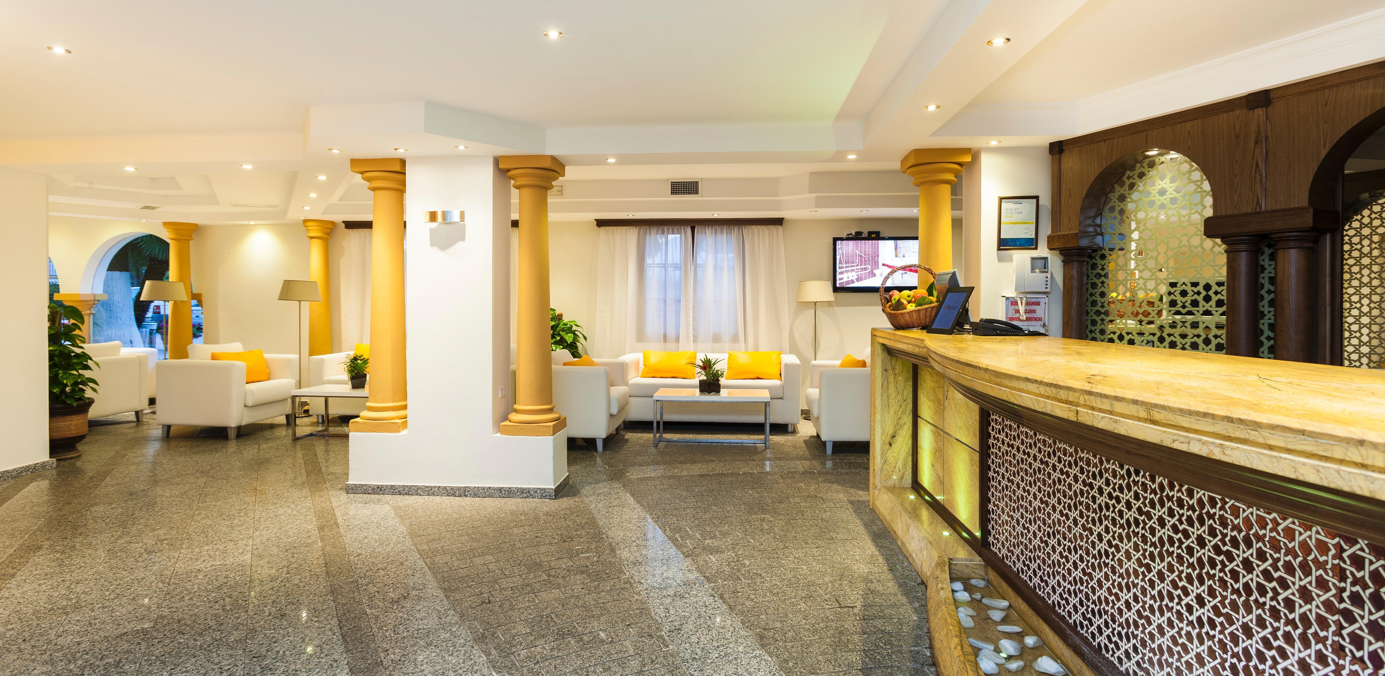 Globales Cortijo Blanco Hotel Марбеля Екстериор снимка