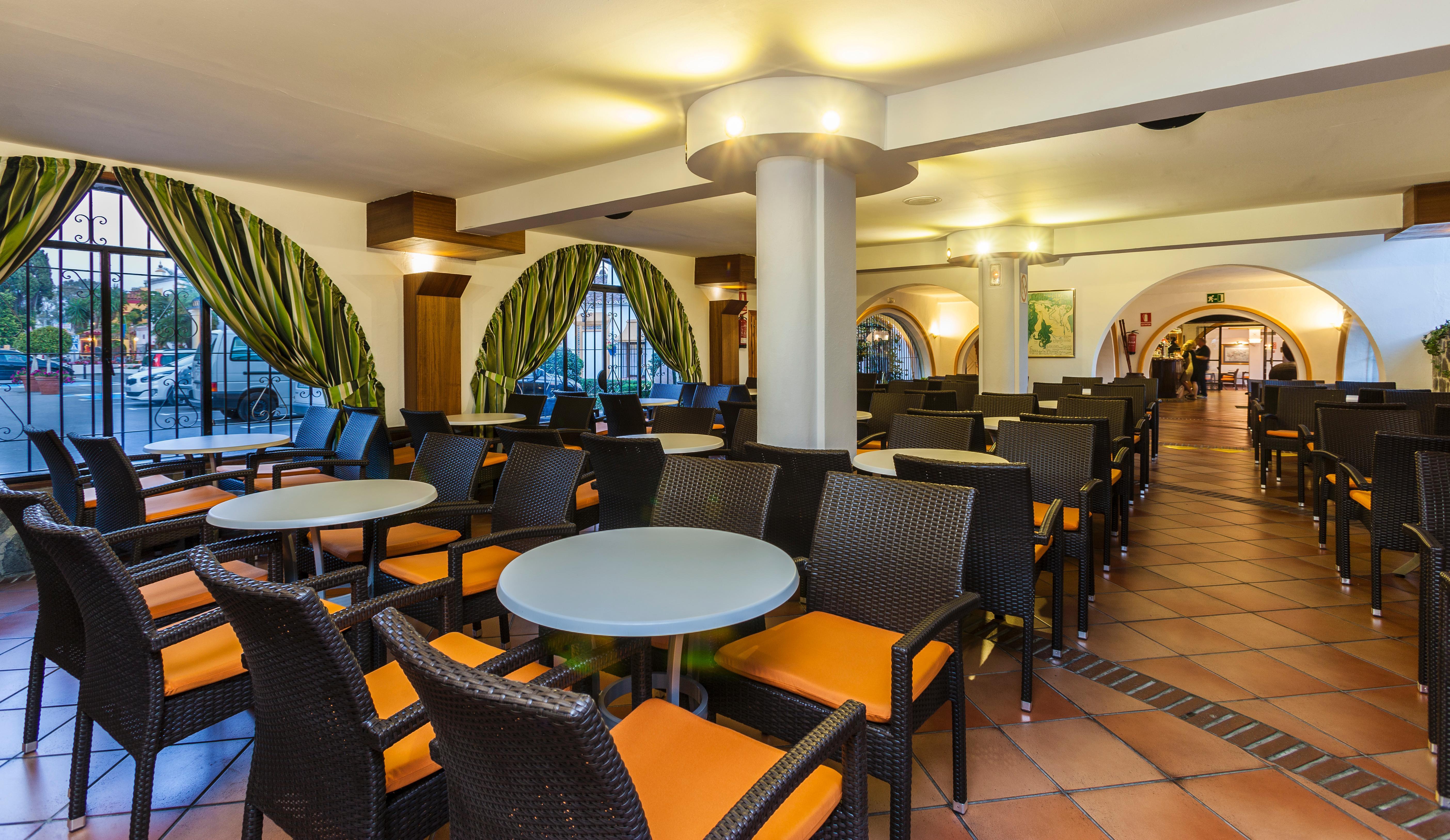 Globales Cortijo Blanco Hotel Марбеля Екстериор снимка